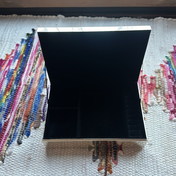 “L” monogram vintage Pottery Barn silver plated jewelry box custom gift - Picture 7 of 9